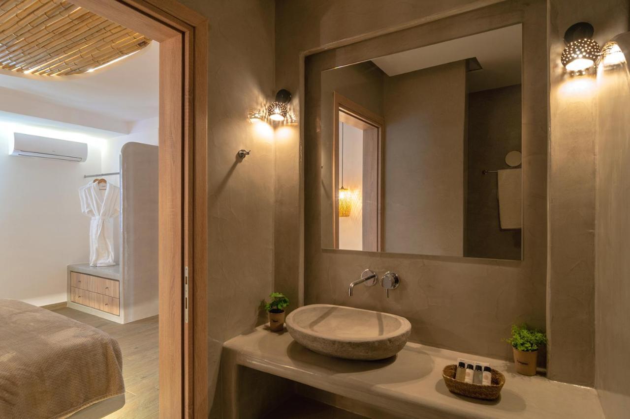 Dolce Suites คามารี ภายนอก รูปภาพ